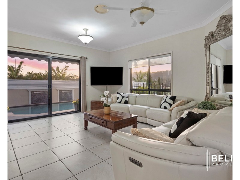 24 Danielle Street, Oxenford QLD 4210