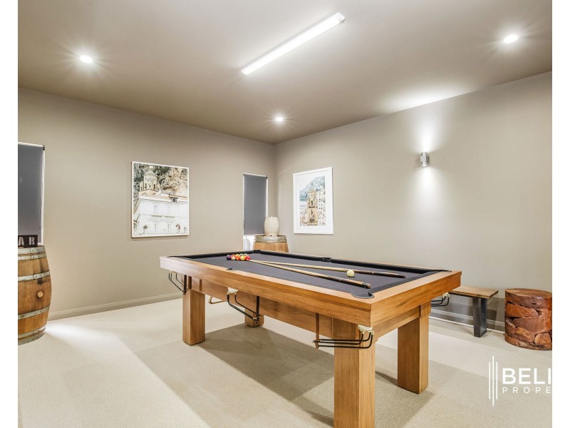 1 Windward Place, Jacobs Well QLD 4208