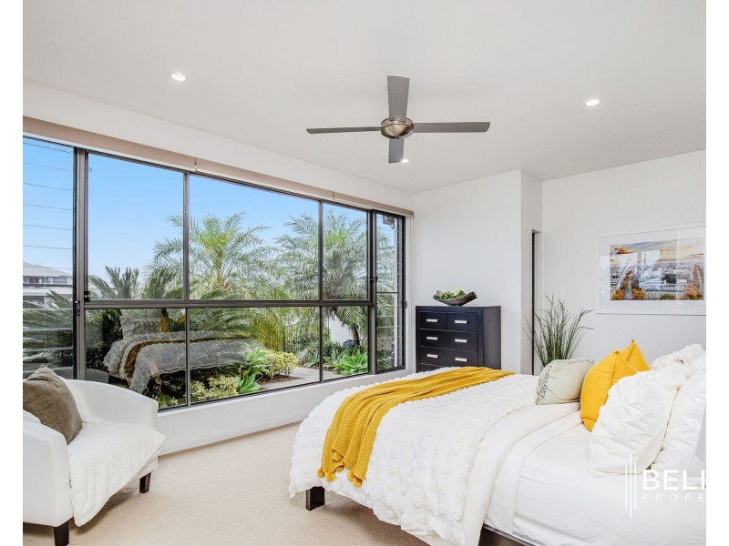 1 Windward Place, Jacobs Well QLD 4208