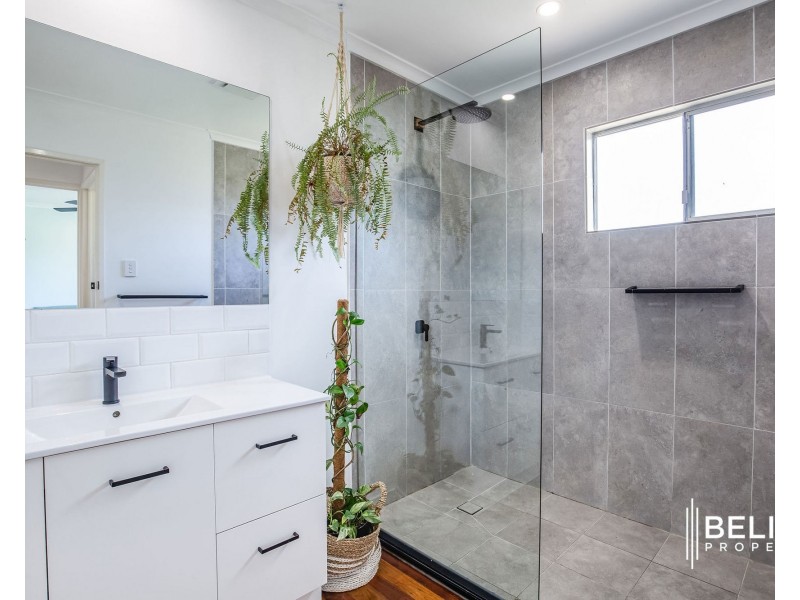 39 Cormorant Crescent, Jacobs Well QLD 4208