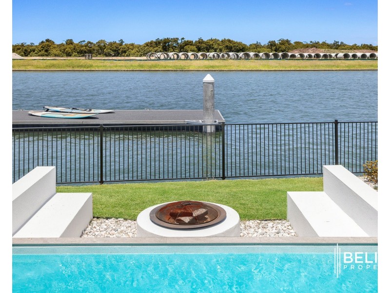 142 Paradise Parade, Jacobs Well QLD 4208