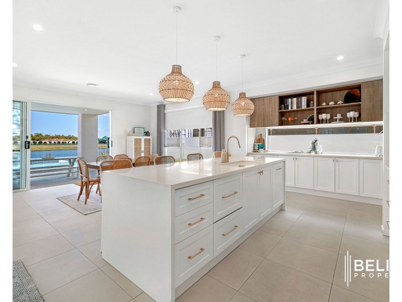 142 Paradise Parade, Jacobs Well QLD 4208