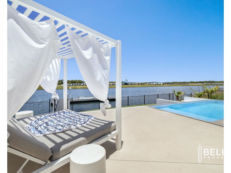 142 Paradise Parade, Jacobs Well QLD 4208