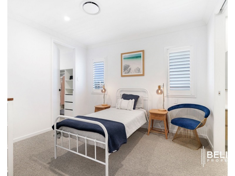 142 Paradise Parade, Jacobs Well QLD 4208