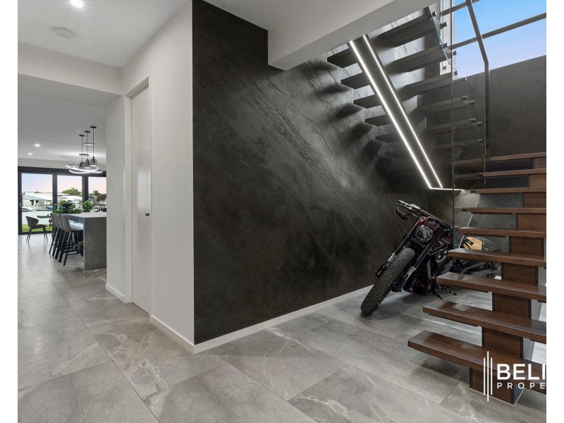 40 Sundown Place, Jacobs Well QLD 4208