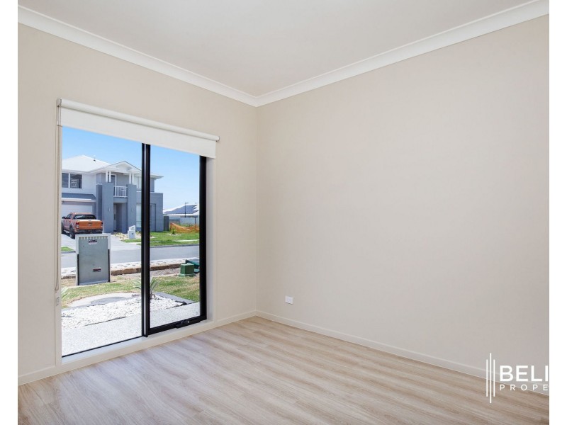 40 Hamilton Drive, Jacobs Well QLD 4208