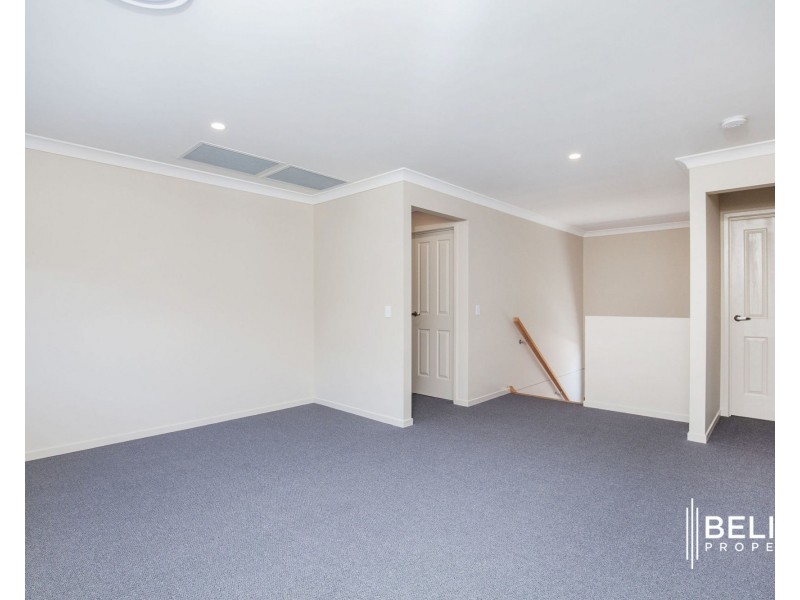 40 Hamilton Drive, Jacobs Well QLD 4208