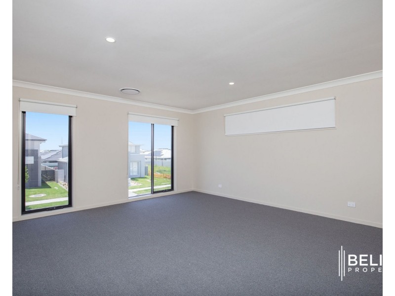 40 Hamilton Drive, Jacobs Well QLD 4208