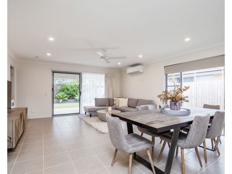 43 Helmore Road, Jacobs Well QLD 4208