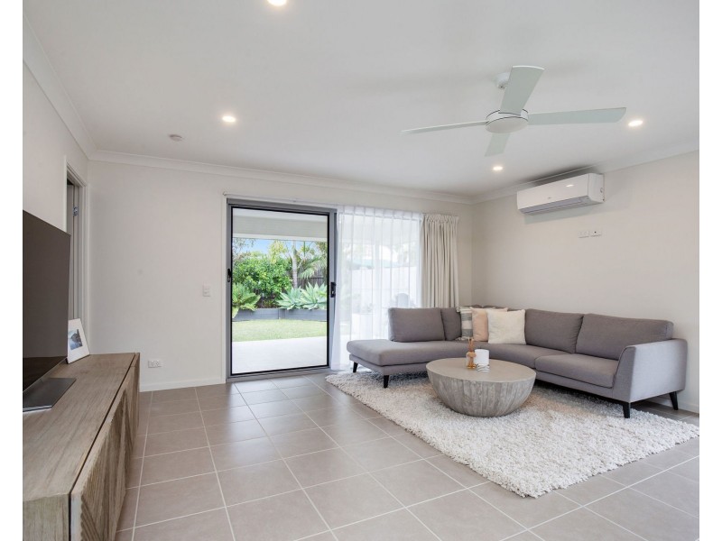 43 Helmore Road, Jacobs Well QLD 4208