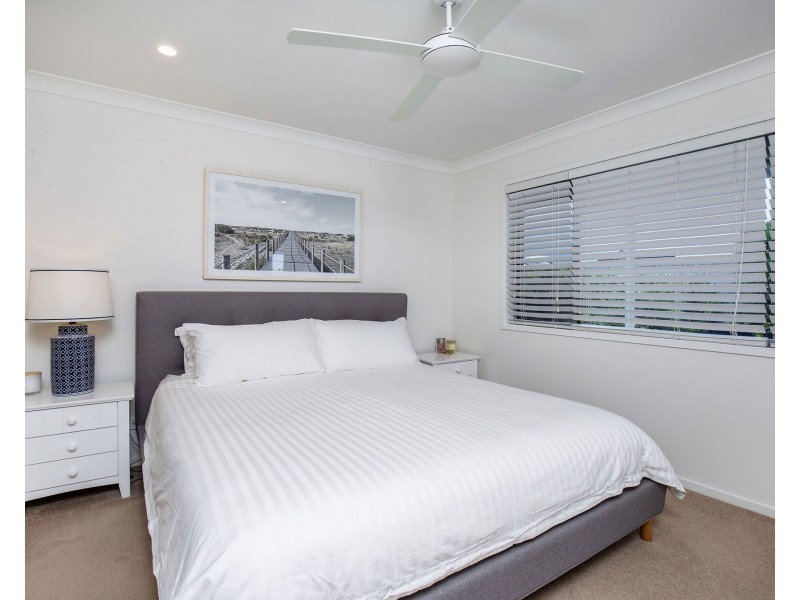 43 Helmore Road, Jacobs Well QLD 4208