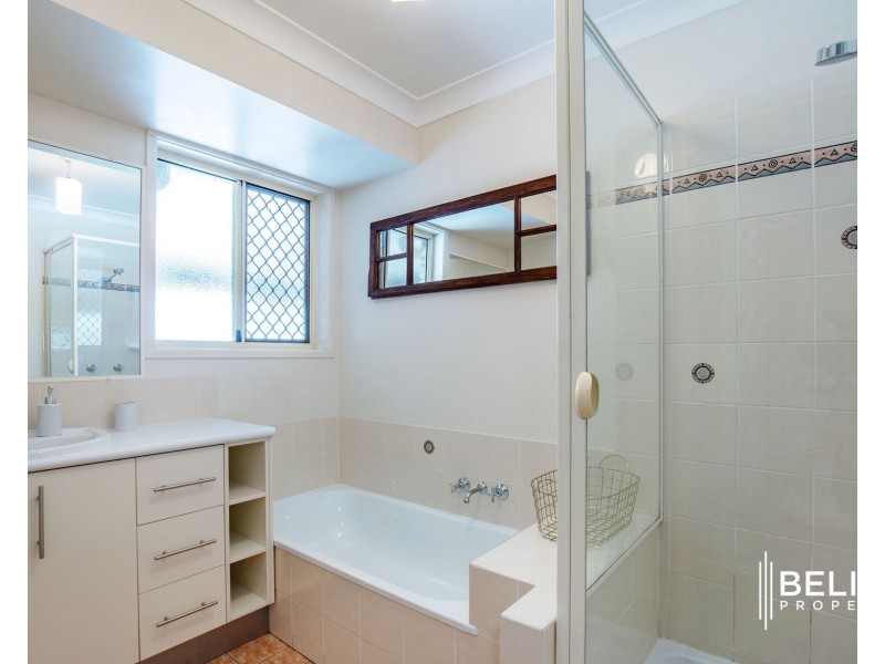 30 Petrel Place, Jacobs Well QLD 4208