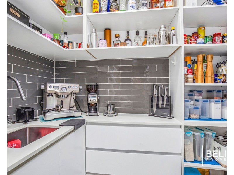 12 Paradise Parade, Jacobs Well QLD 4208