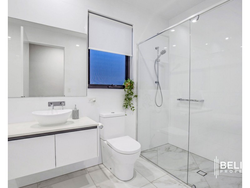12 Paradise Parade, Jacobs Well QLD 4208