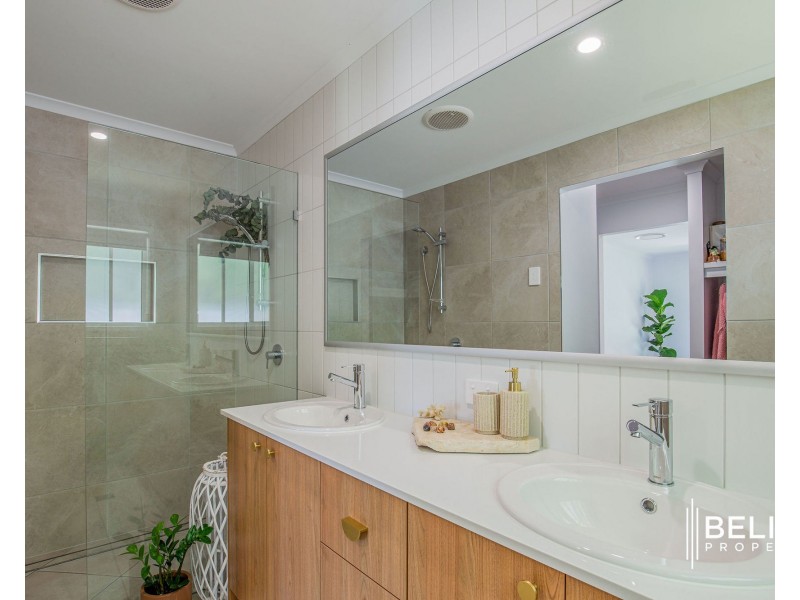 14 Whalleys St, Coomera QLD 4209