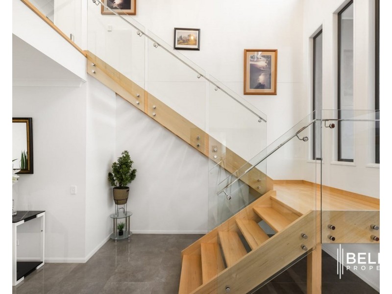 43 Poinciana Place, Jacobs Well QLD 4208