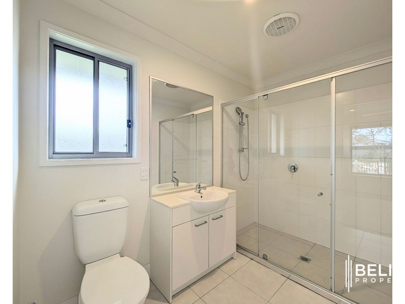 2 Seabright Circuit, Jacobs Well QLD 4208