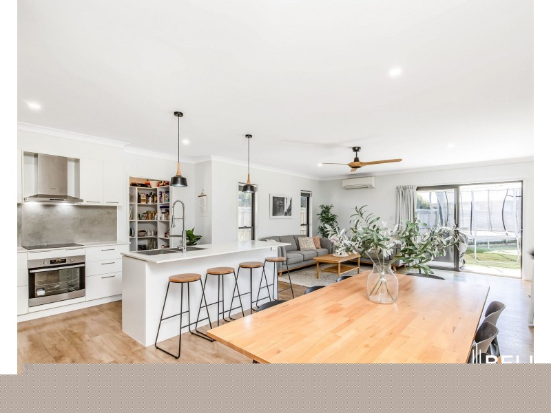 39 Seabright Circuit, Jacobs Well QLD 4208