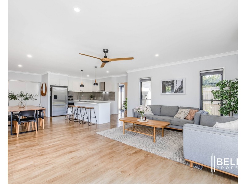 39 Seabright Circuit, Jacobs Well QLD 4208