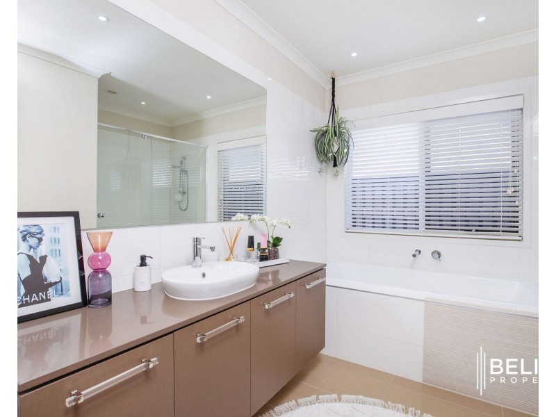 12 Elvire Street, Ormeau Hills QLD 4208