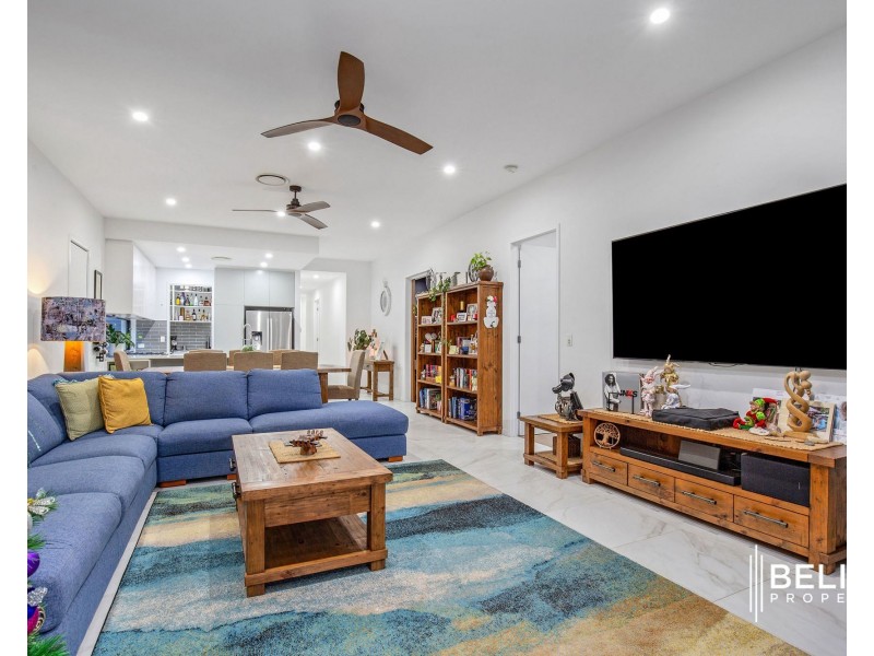 12 Paradise Parade, Jacobs Well QLD 4208