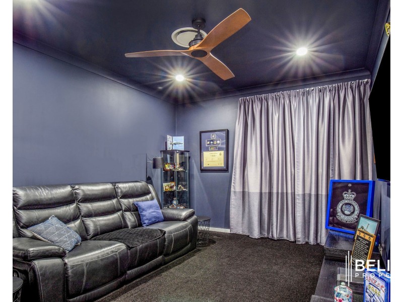 12 Paradise Parade, Jacobs Well QLD 4208