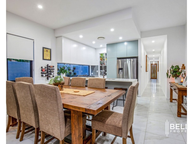 12 Paradise Parade, Jacobs Well QLD 4208