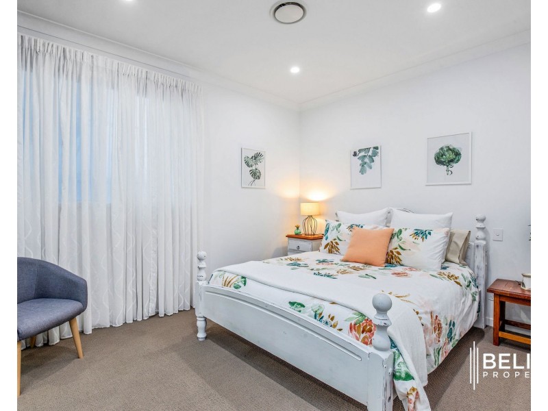 12 Paradise Parade, Jacobs Well QLD 4208