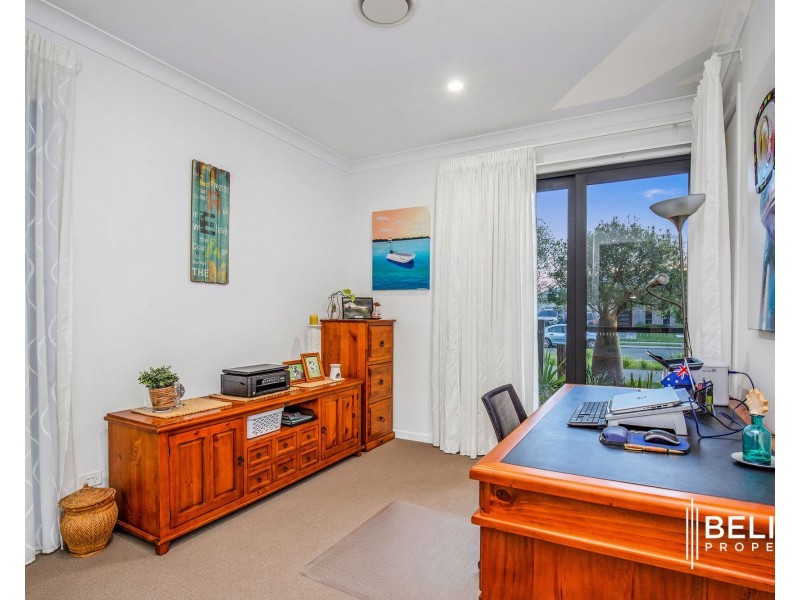 12 Paradise Parade, Jacobs Well QLD 4208