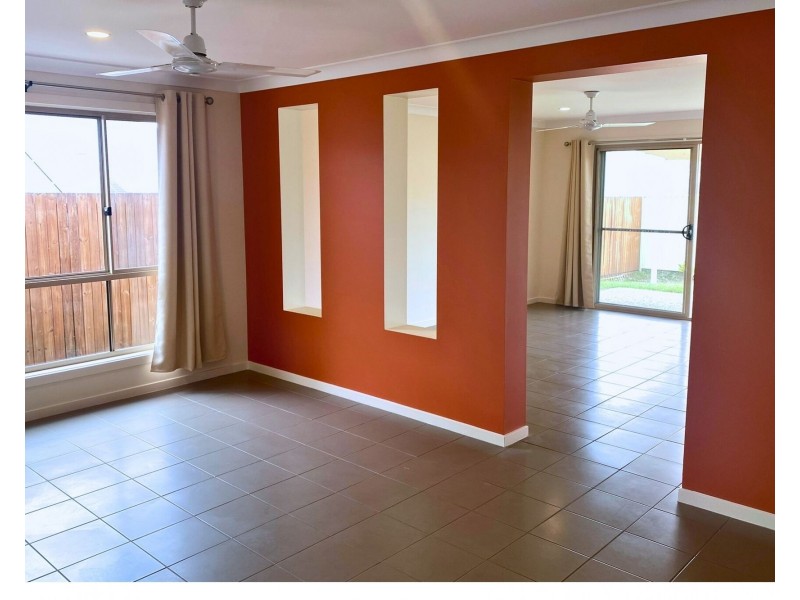 33 Orlando Drive, Coomera QLD 4209