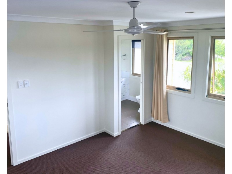 33 Orlando Drive, Coomera QLD 4209