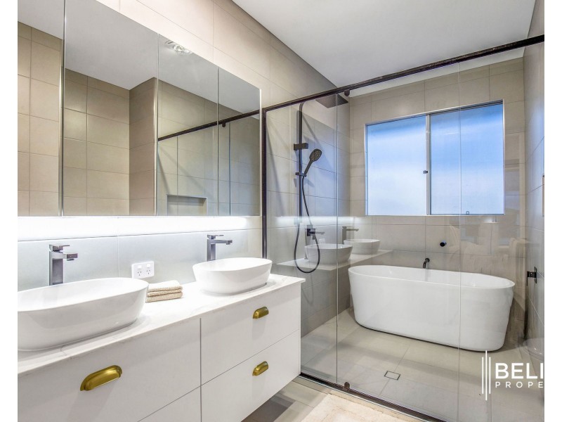 65 Paradise Parade, Jacobs Well QLD 4208