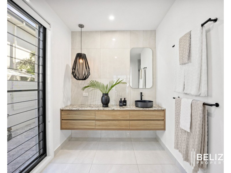 50 Poinciana Place, Jacobs Well QLD 4208
