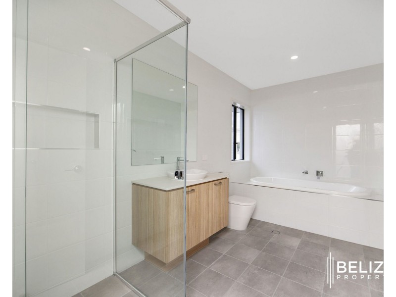 47 Hamilton Drive, Jacobs Well QLD 4208