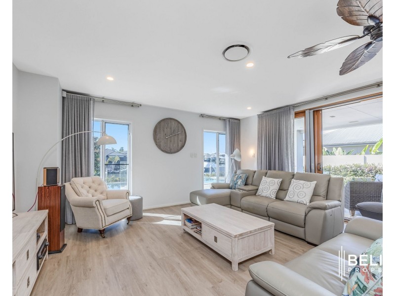 38 Paradise Parade, Jacobs Well QLD 4208