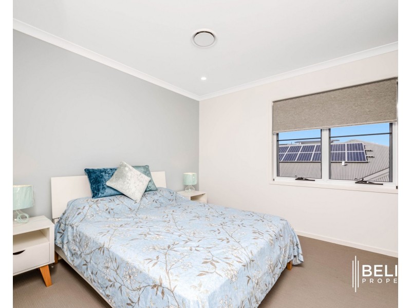 38 Paradise Parade, Jacobs Well QLD 4208