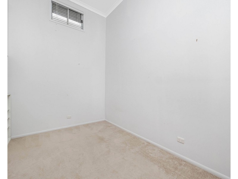 21 The Esplanade, Jacobs Well QLD 4208