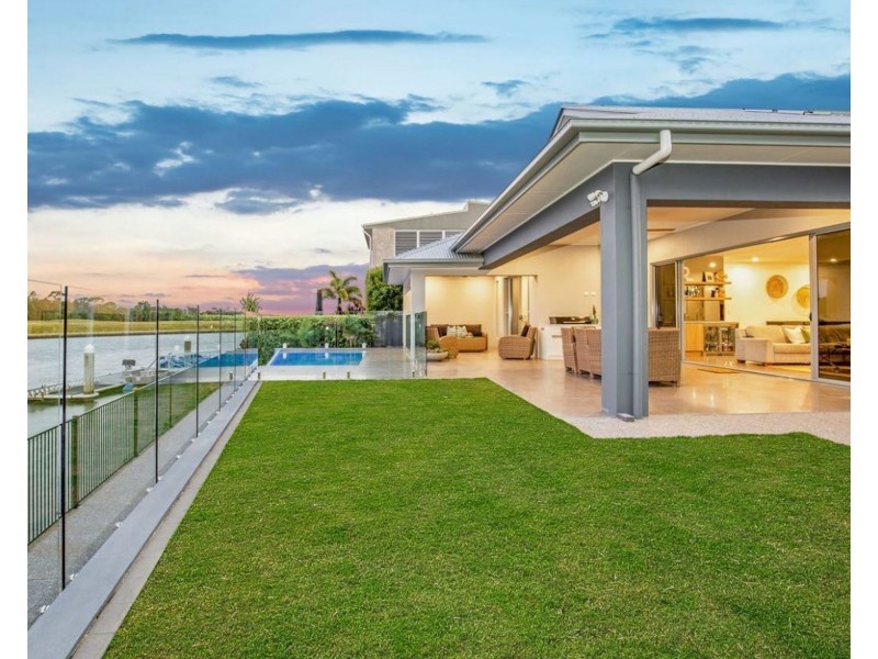 53 Marina Parade, Jacobs Well QLD 4208