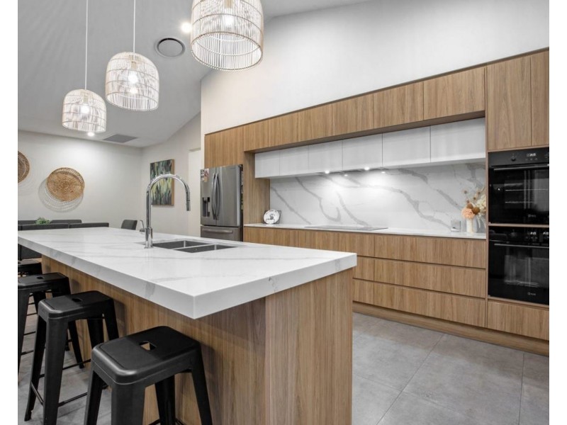 53 Marina Parade, Jacobs Well QLD 4208