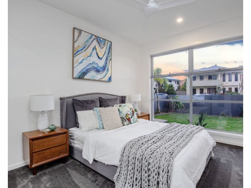 53 Marina Parade, Jacobs Well QLD 4208