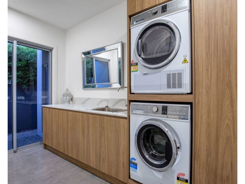 53 Marina Parade, Jacobs Well QLD 4208