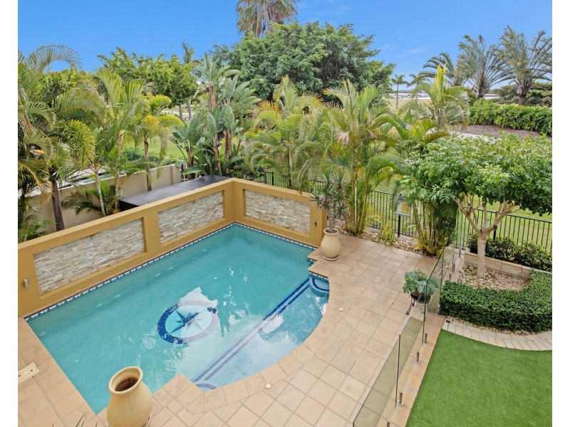 20 Marina Parade, Jacobs Well QLD 4208