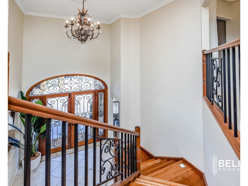 20 Marina Parade, Jacobs Well QLD 4208