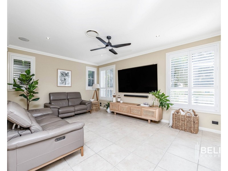 20 Marina Parade, Jacobs Well QLD 4208