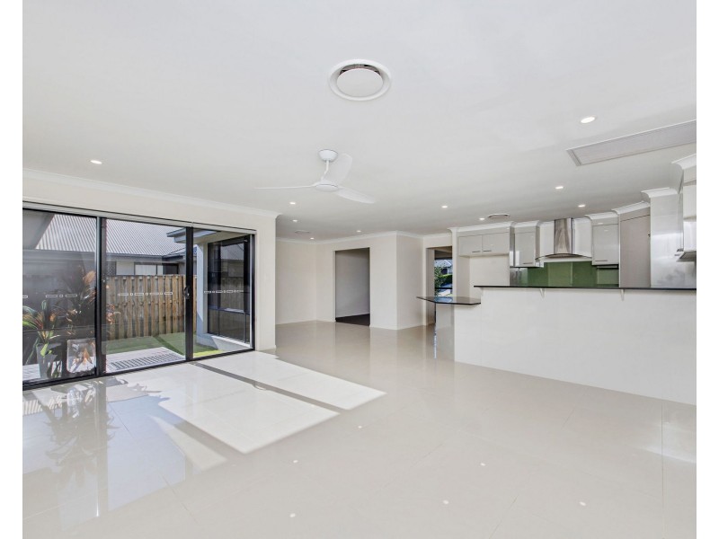 35 Daylesford Circuit, Ormeau QLD 4208