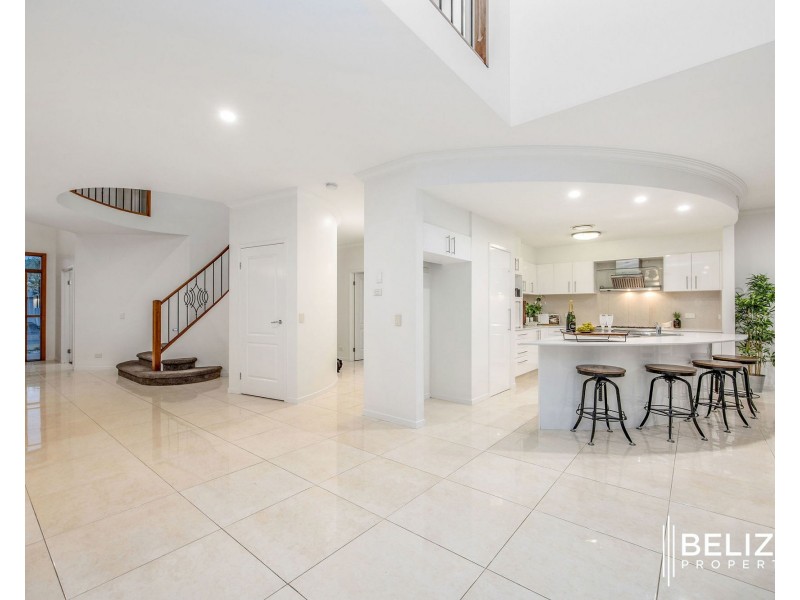 8 Windward Place, Jacobs Well QLD 4208