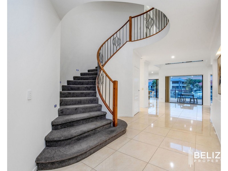 8 Windward Place, Jacobs Well QLD 4208