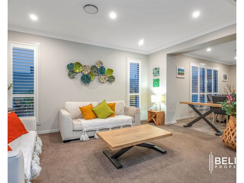 25 Poinciana Place, Jacobs Well QLD 4208