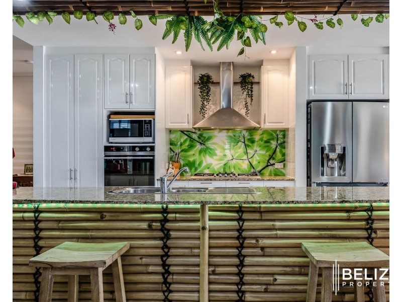 40 Brindabella Close, Coomera Waters QLD 4209