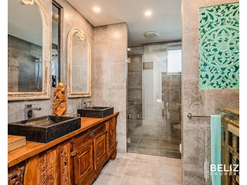 40 Brindabella Close, Coomera Waters QLD 4209